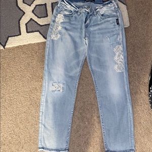 Super cute size 28 silver brand jeans